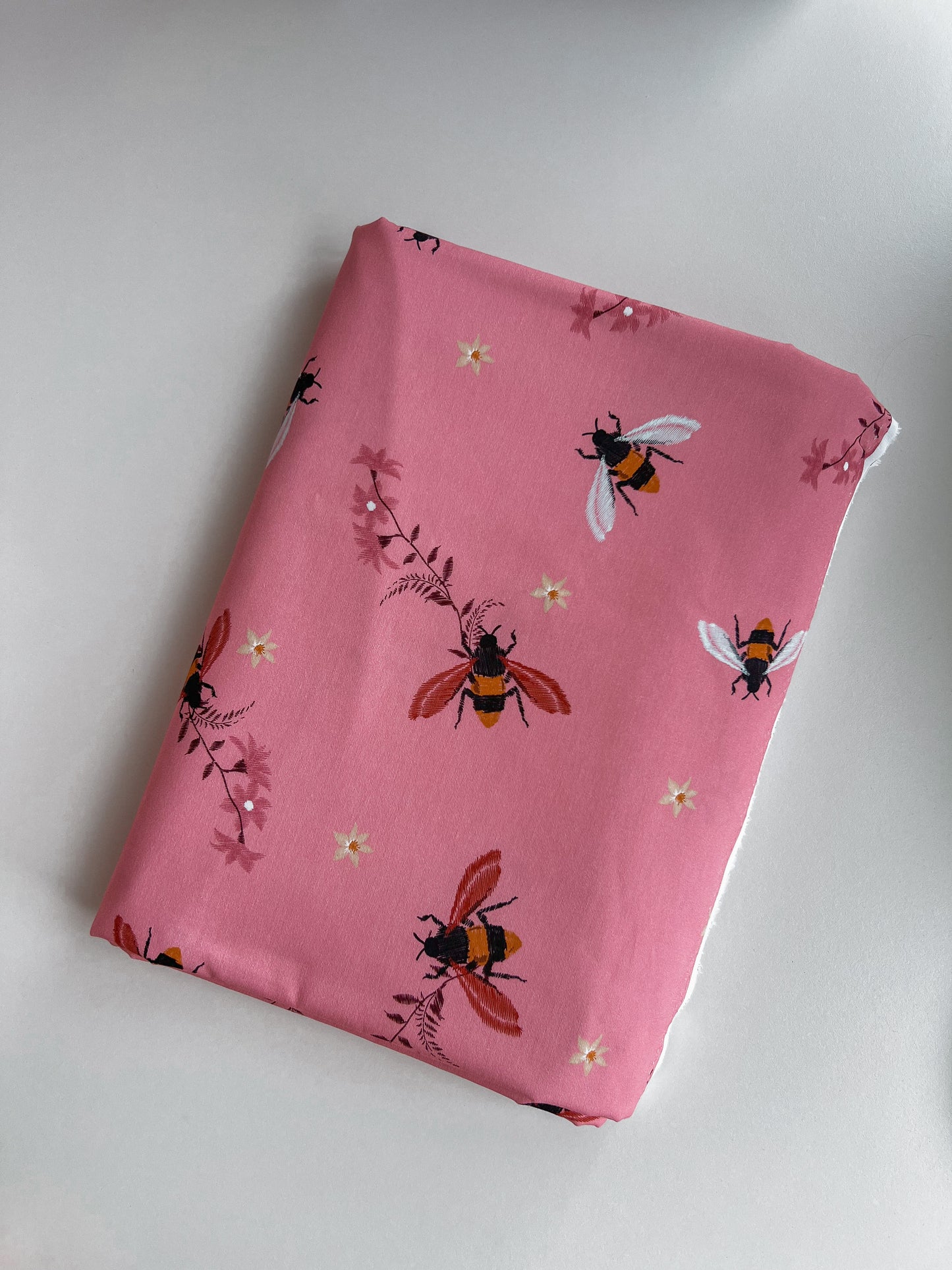 Pink Bees l Retail