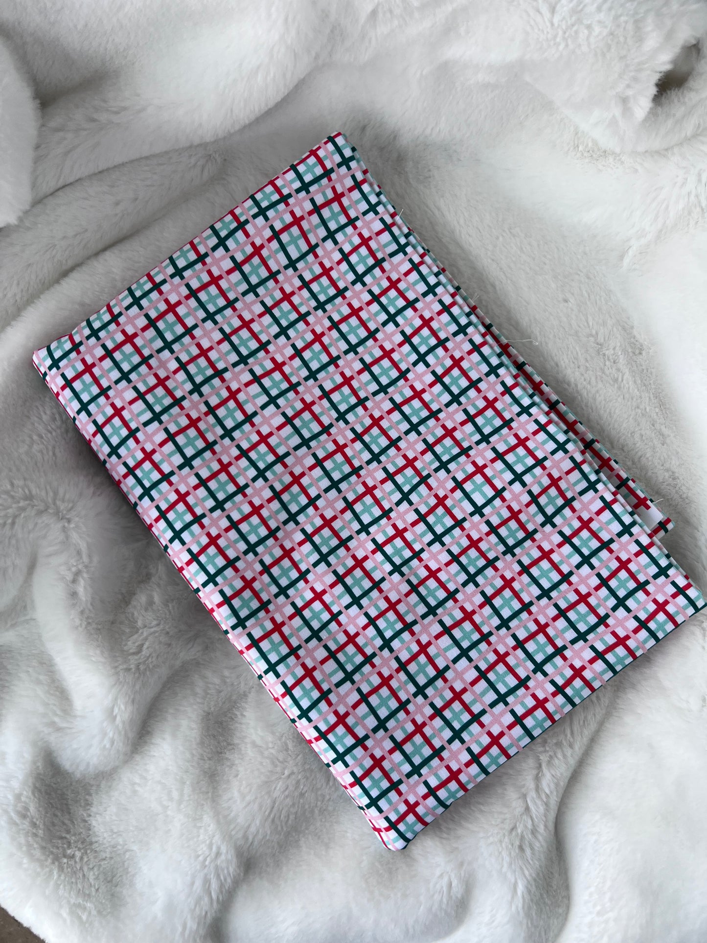 Xmas Wavy Plaid l Retail